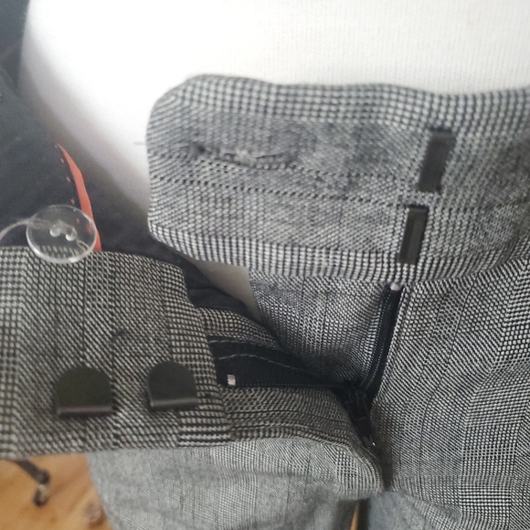 Pants - Picture 4 of 6